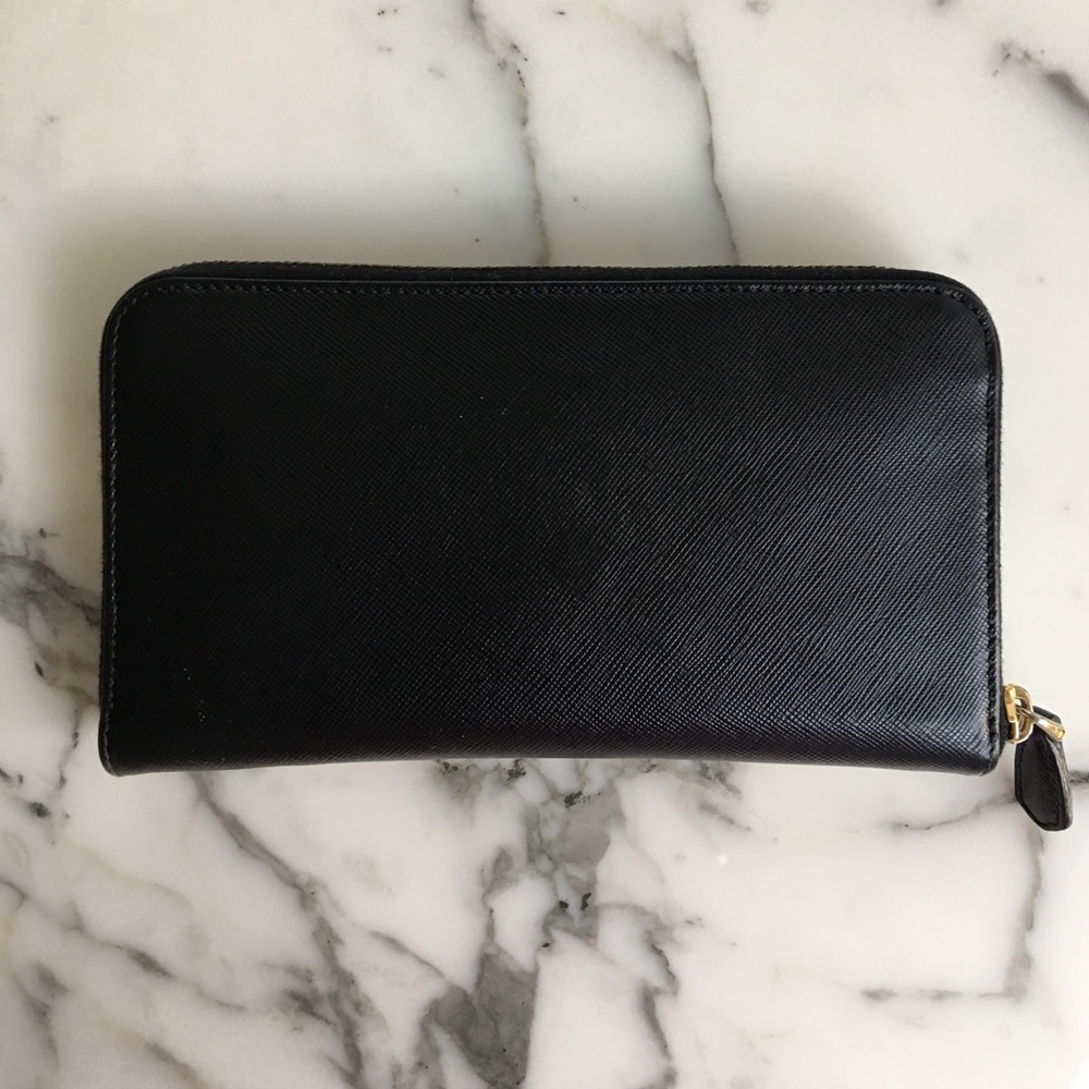 • Prada • Saffiano metal oro zip around wallet - Picture 3 of 8